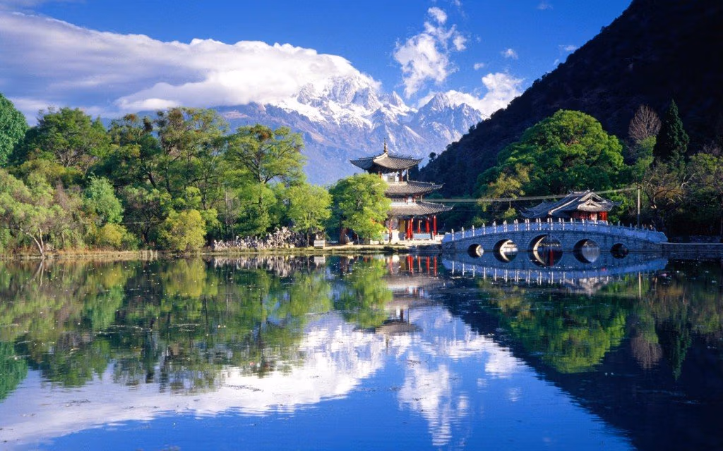 Travel China In May: Your Ultimate Guide To A Perfect Trip 12 Black Dragon Pool Lijiang