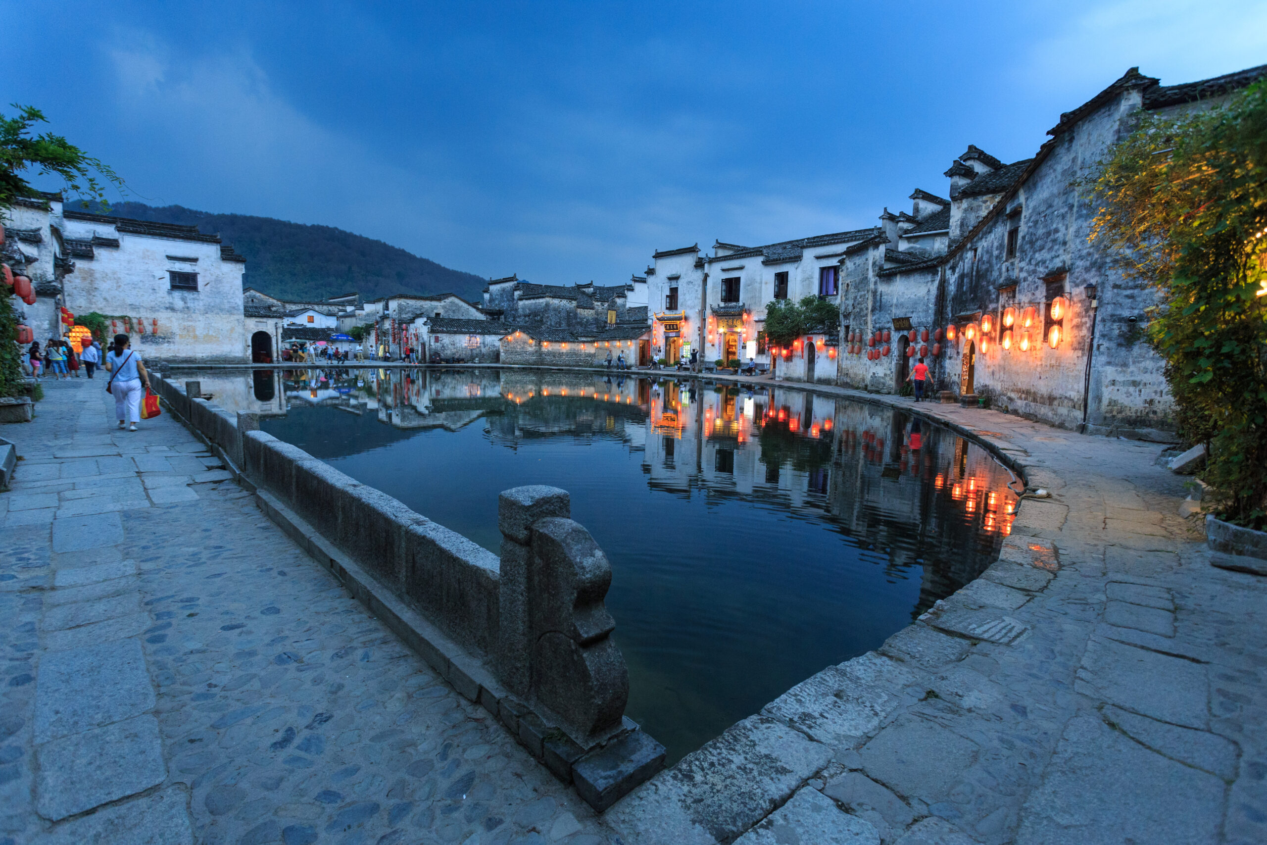 Famous Old Towns In China: A Complete Travel Guide To Ancient Wonders 7 Famous Old Towns In China: A Complete Travel Guide To Ancient Wonders
