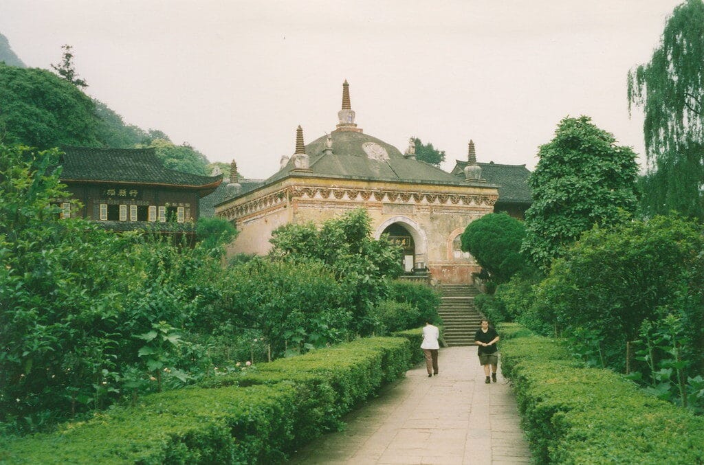 Mount Emei Travel Guide: Tickets, Fees &Amp; All Routes 8 Mount Emei Travel Guide: Tickets, Fees &Amp; All Routes
