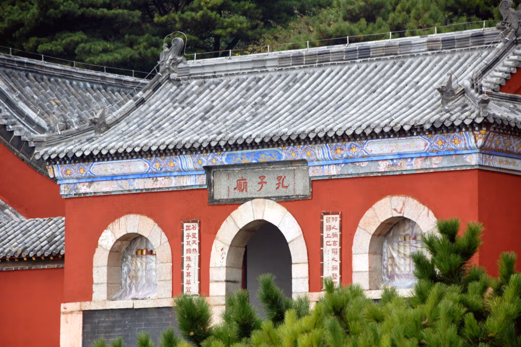 Top 10 Mountains In China: Majestic Peaks You Must Explore 8 Top 10 Mountains In China: Majestic Peaks You Must Explore