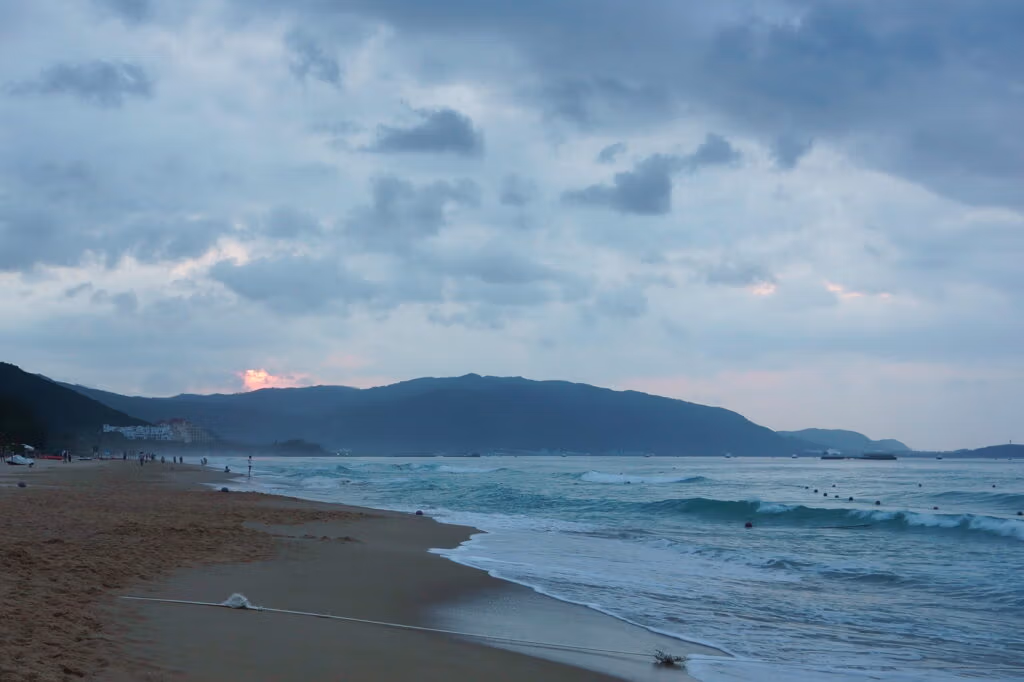 Discovering The Top 10 Beaches In China For Your Next Adventure 3 Discovering The Top 10 Beaches In China For Your Next Adventure