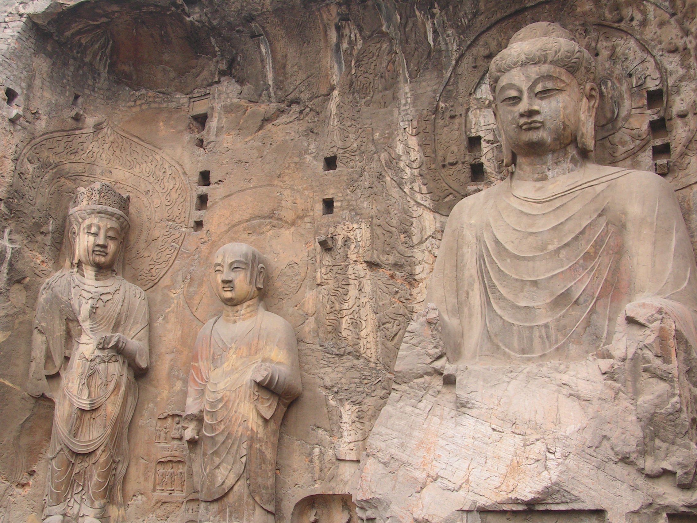Yungang Grottoes Vs Longmen Grottoes: Which Buddhist Treasure Should You Visit In China? 9 Yungang Grottoes Vs Longmen Grottoes: Which Buddhist Treasure Should You Visit In China?