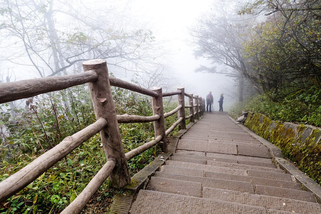 Mount Emei Travel Guide: Tickets, Fees &Amp; All Routes 18 Mount Emei Travel Guide: Tickets, Fees &Amp; All Routes