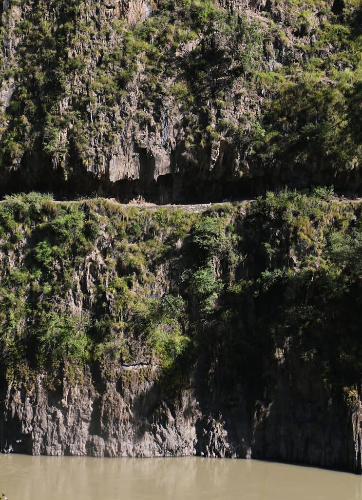 The Tea Horse Road: A Complete Traveler'S Guide To China’s Soulful Mountain Corridor