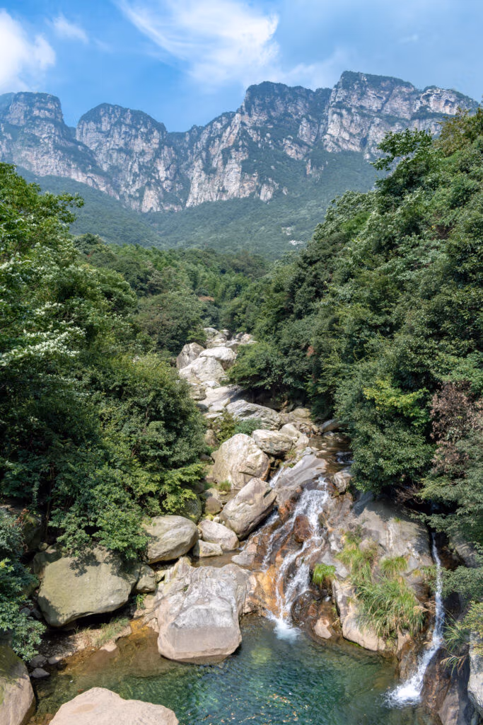 Top 10 Mountains In China: Majestic Peaks You Must Explore 21 Top 10 Mountains In China: Majestic Peaks You Must Explore