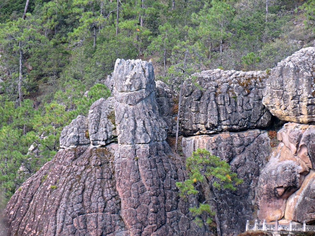 Shizhongshan Grottoes At Shibaoshan: All In One Guide 5 Shizhongshan Grottoes At Shibaoshan: All In One Guide