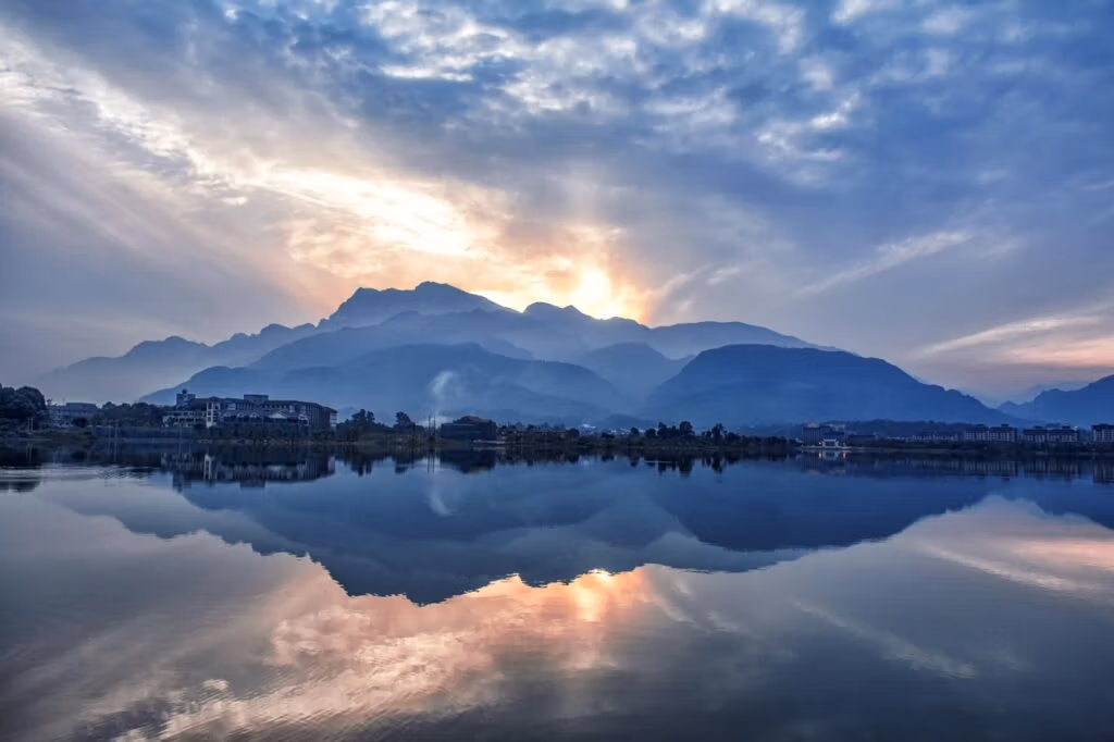 Top 10 Mountains In China: Majestic Peaks You Must Explore 17 Mountains In China