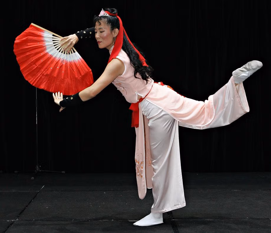 Chinese Fans: History, Types, And Cultural Significance 9 Chinese Fans: History, Types, And Cultural Significance