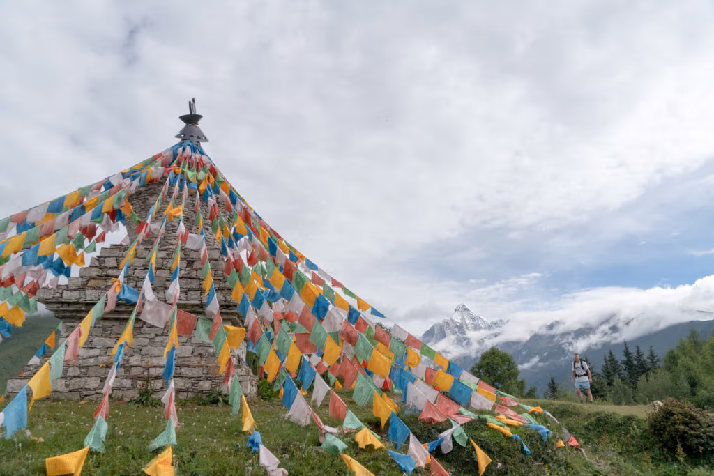 Top 10 Mountains In China: Majestic Peaks You Must Explore 20 Top 10 Mountains In China: Majestic Peaks You Must Explore