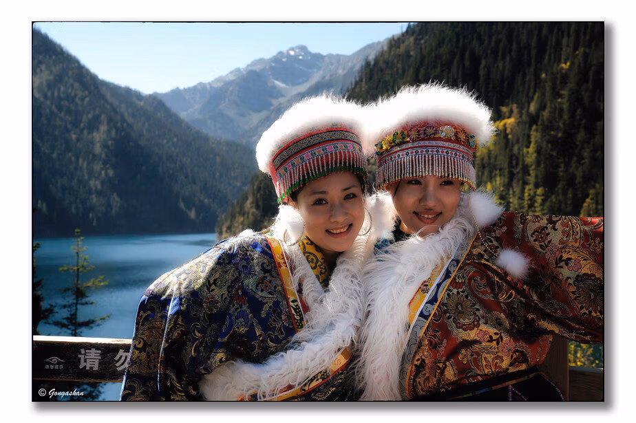 Jiuzhaigou Valley: The Complete Guide