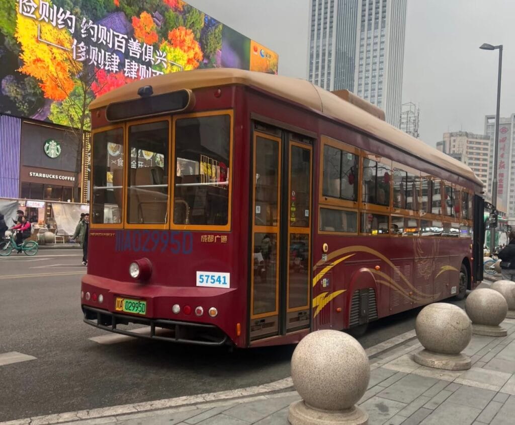 How To Get To Chengdu Panda Base (All In One Guide) 4 Chengdu Panda Express Bus