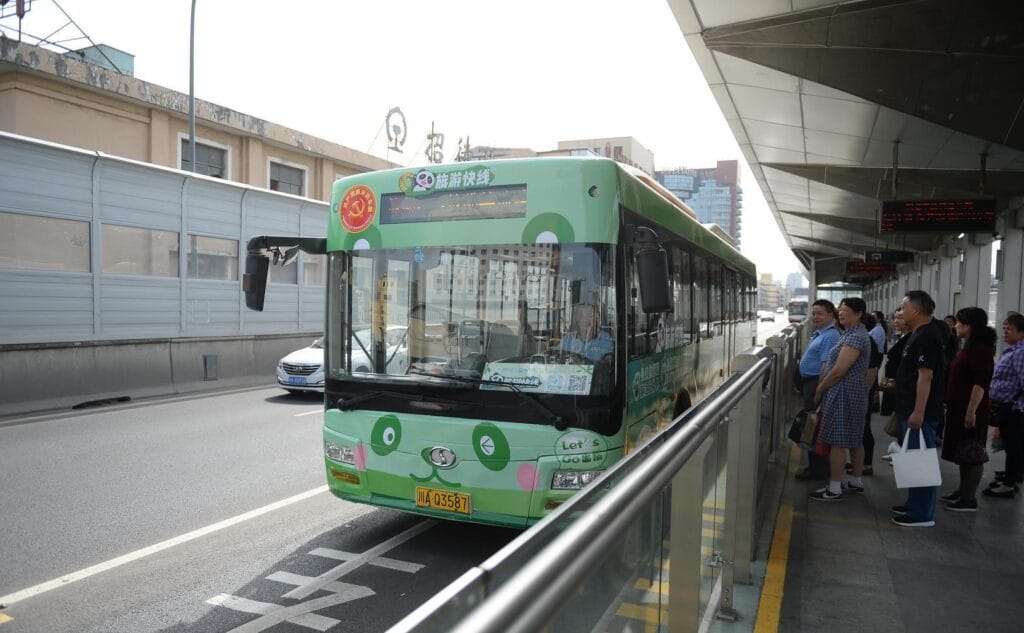 How To Get To Chengdu Panda Base (All In One Guide) 3 Chengdu Panda Express Bus Line 2