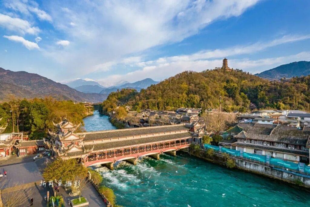 How To Get To Wolong Panda Base: Transport Guide 6 Dujiangyan