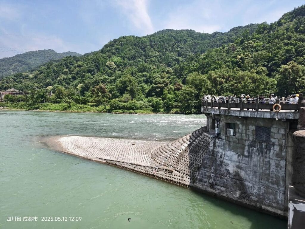 Dujiangyan - Yuzui