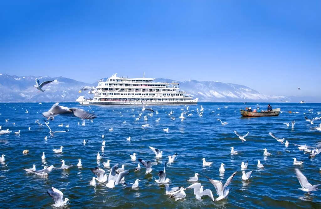 China Attractions 29 Erhai Lake Cruise