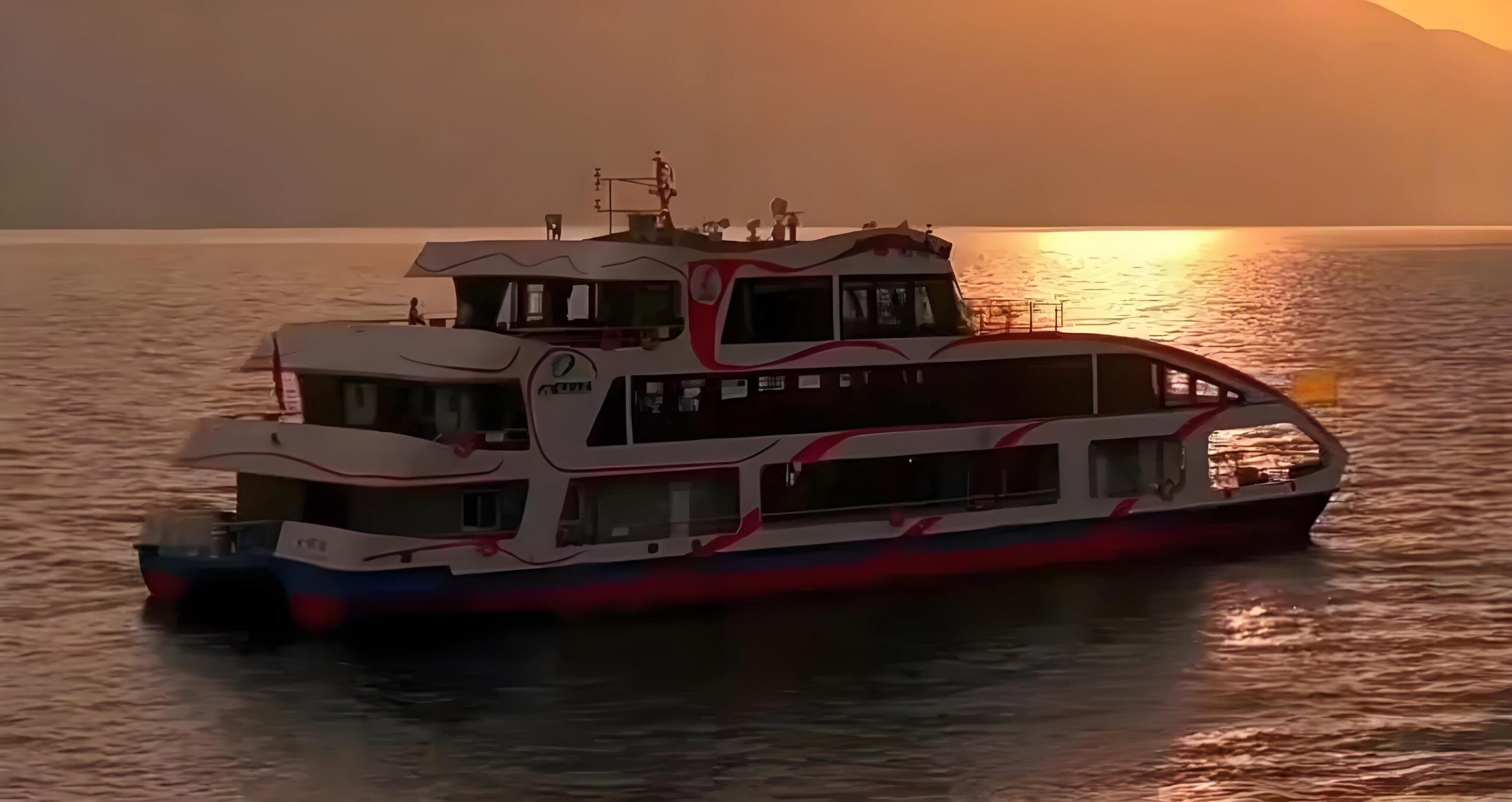 Erhai Lake Cruise Guide: Everything You Need For Your Adventure 10 Erhai Lake Cruise Guide: Everything You Need For Your Adventure