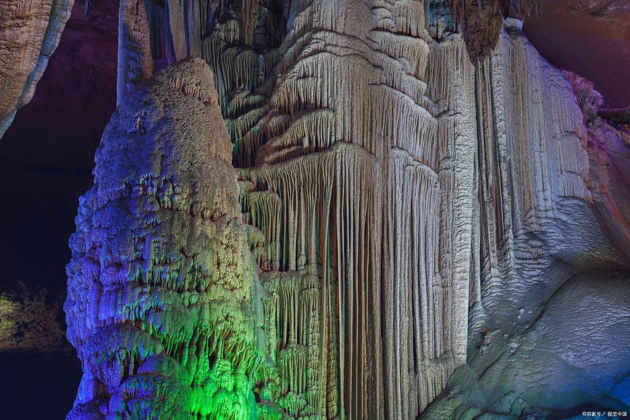 The Definitive Guide To Huanglong Cave: Navigating Zhangjiajie’s Subterranean Empire 17 The Definitive Guide To Huanglong Cave: Navigating Zhangjiajie’s Subterranean Empire