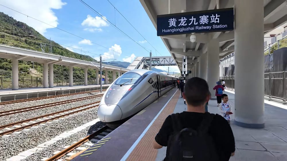 Jiuzhaigou Valley: The Complete Guide