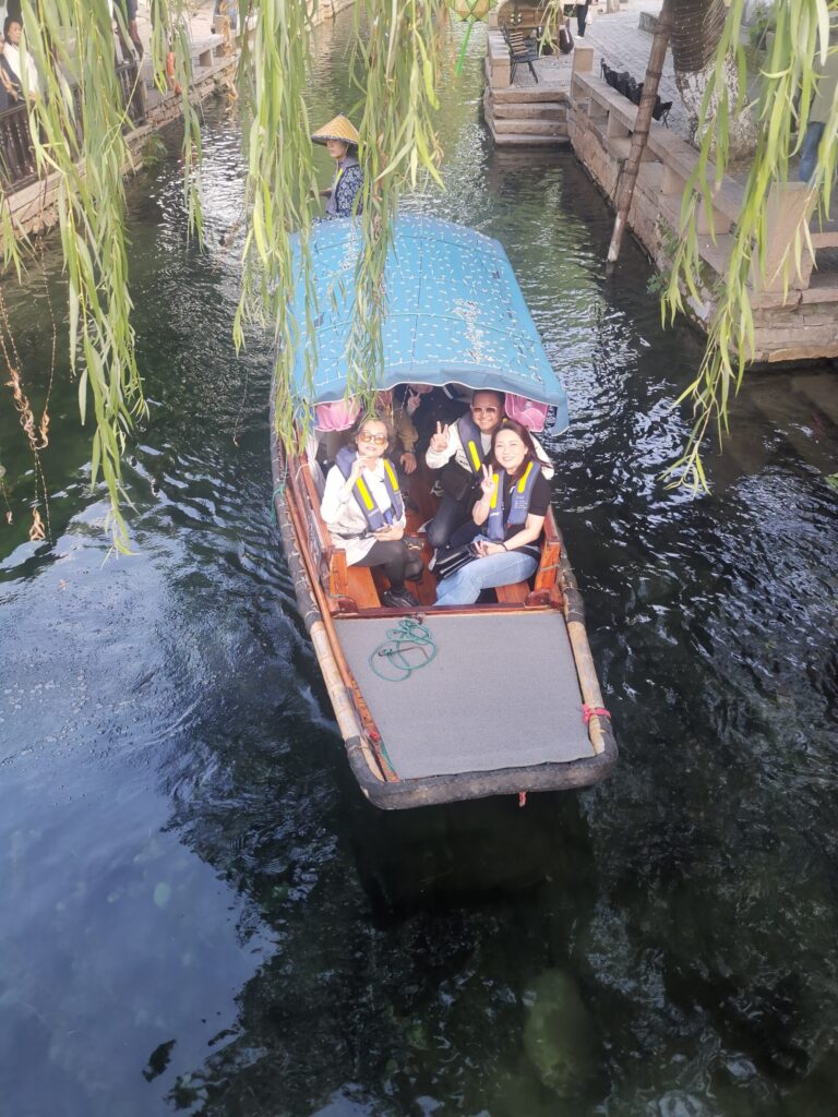Malaysian Guest Irene And Her Family Members At Suzhou, Oct 2025