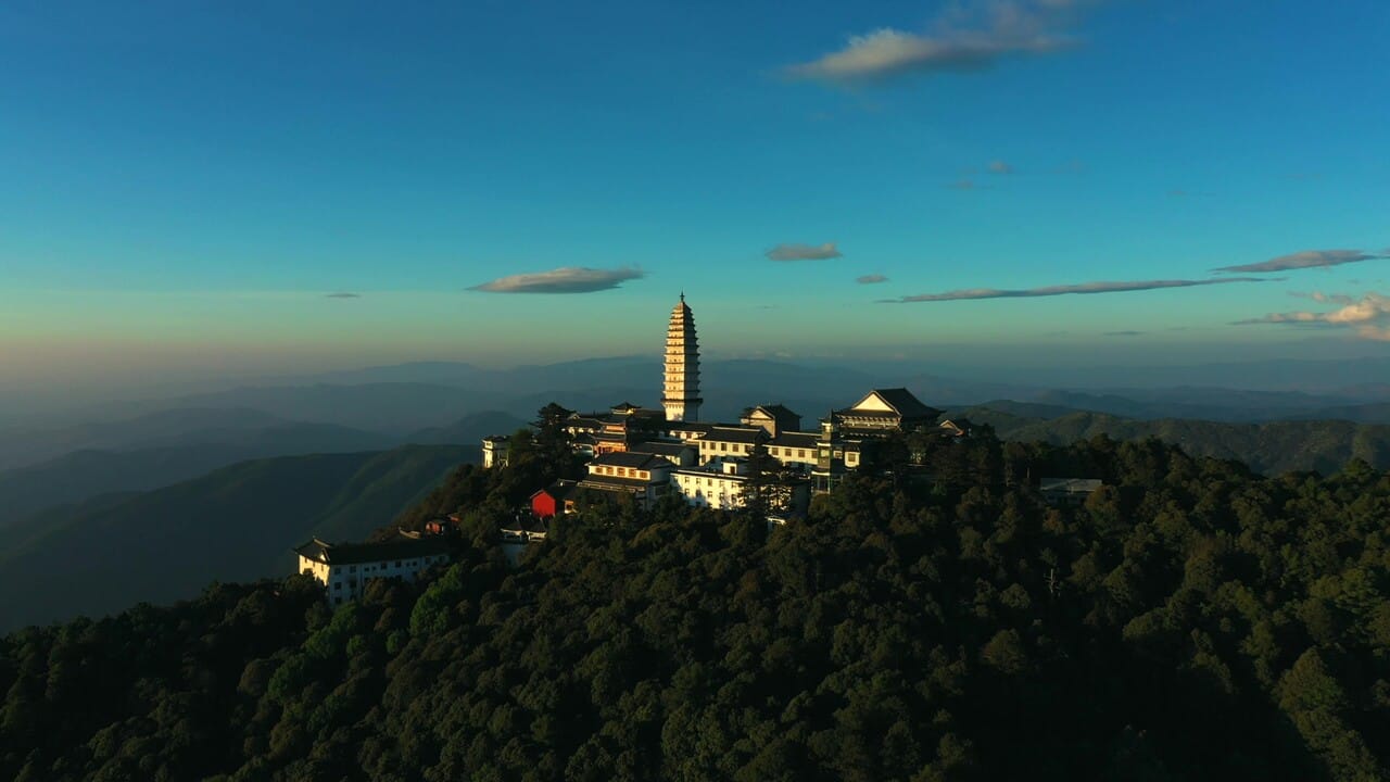 Jizu Mountain Travel Guide: Cable Car, Temples And Day Trips From Dali 1 Jizu Mountain