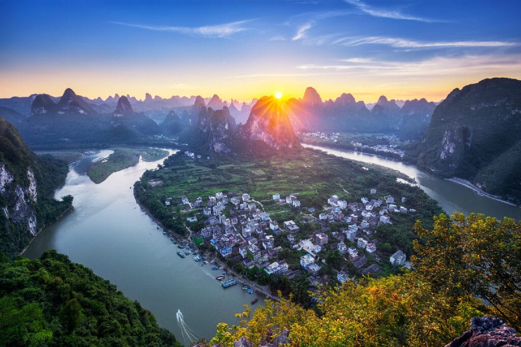 Xingping Fishing Village Cruise: Prices, Routes &Amp; Tips 10 Laozhai Hill