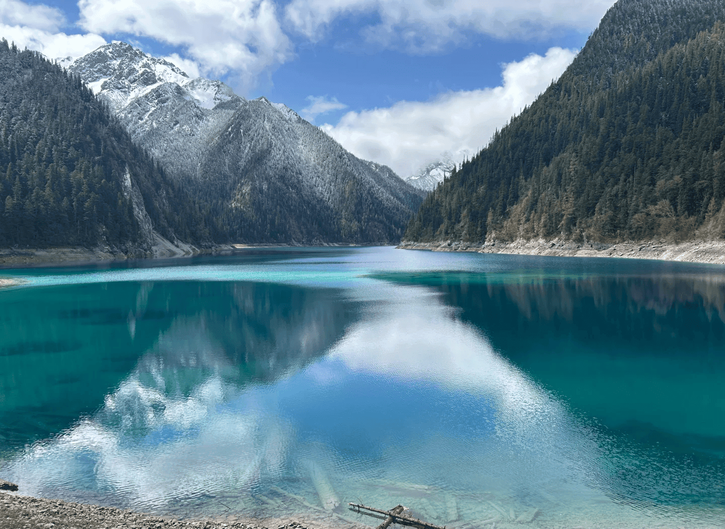 Long Lake, Zechawa Valley, Jiuzhaigou