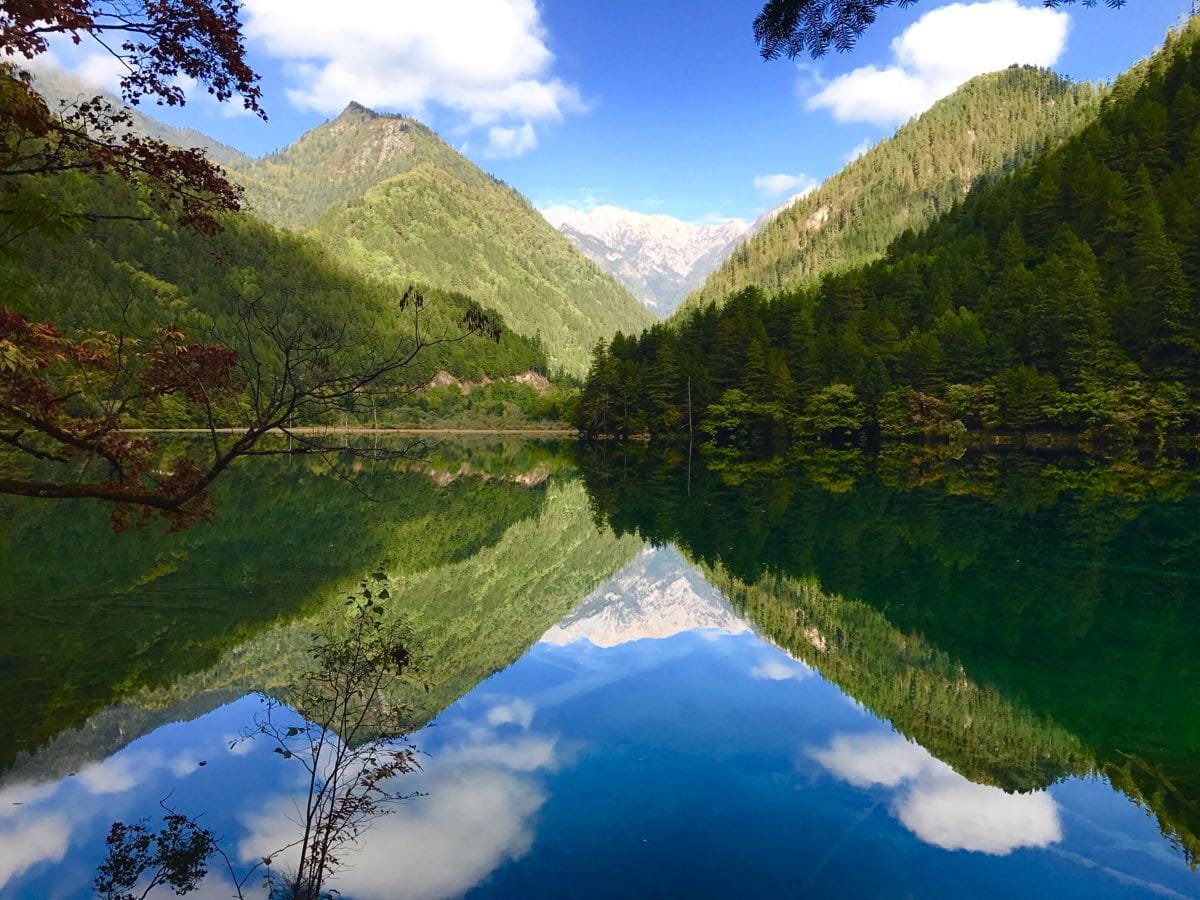 Jiuzhaigou Valley: The Complete Guide