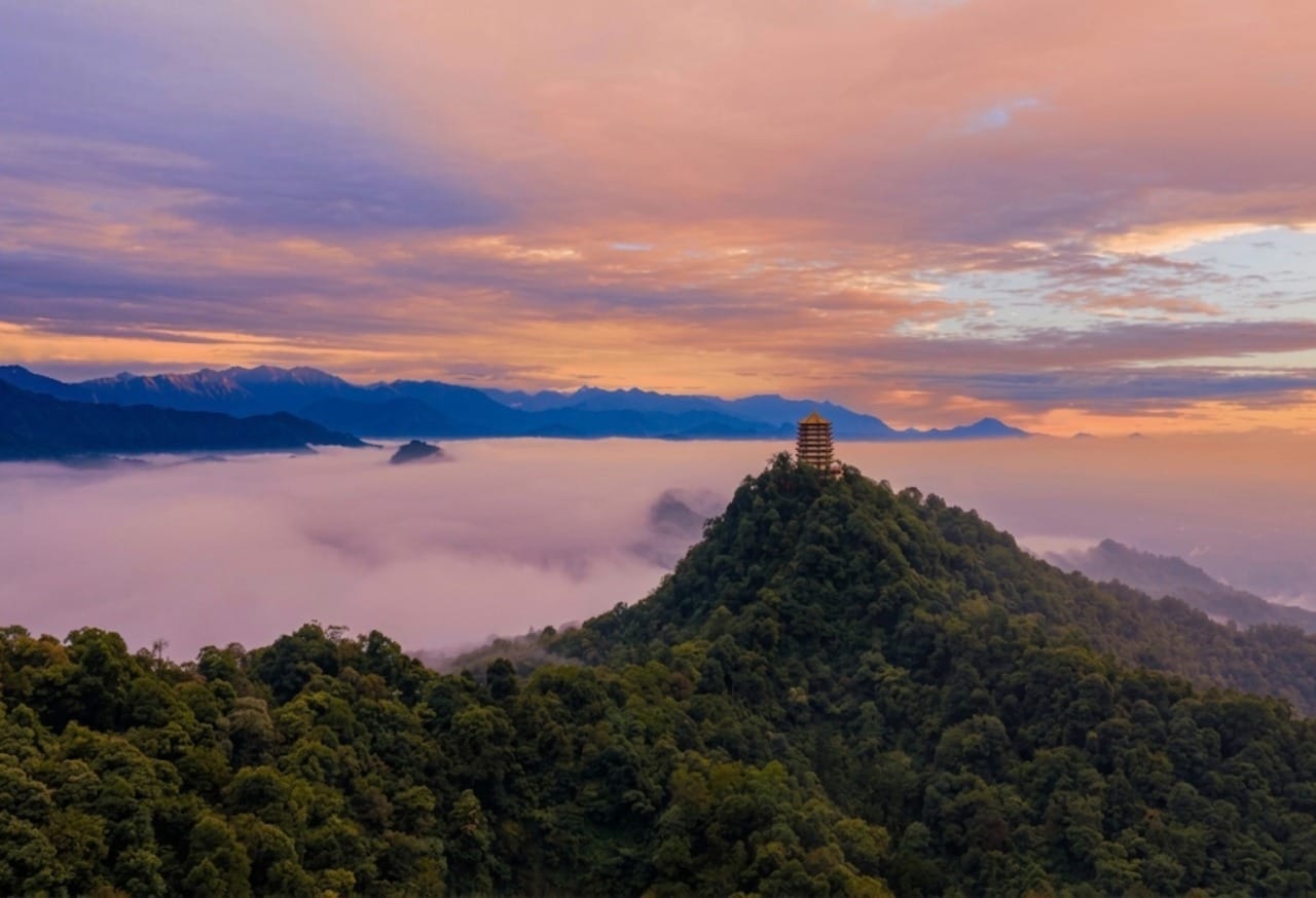 Mount Qingcheng: Front &Amp; Back Mountain, Tickets &Amp; Routes 18 Mount Qingcheng - Sea Of Clouds And Sunrise