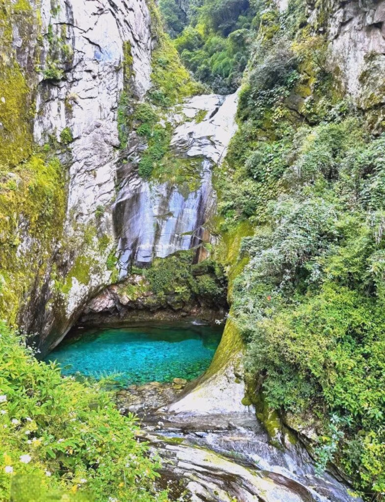 Qingbi Stream