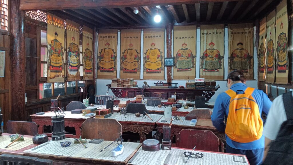 Weishan Ancient Town: Sights, Food &Amp; Day Trip From Dali 8 Residence Of Miss Liang