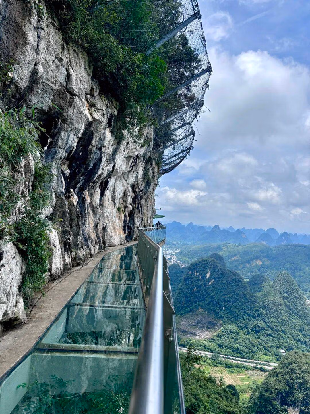 Ruyi Peak - Glass Walkway
