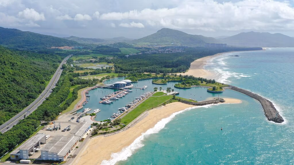 Discovering The Top 10 Beaches In China For Your Next Adventure 9 Shimei Bay