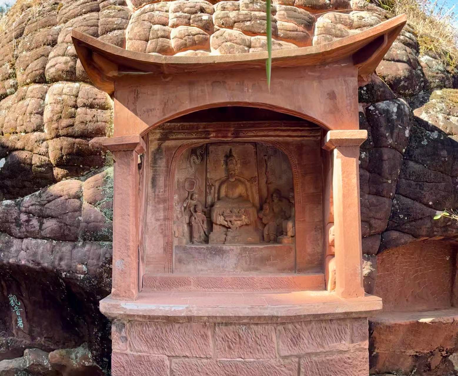 Shizhongshan Grottoes At Shibaoshan: All In One Guide 8 Shizhongshan Grottoes At Shibaoshan: All In One Guide