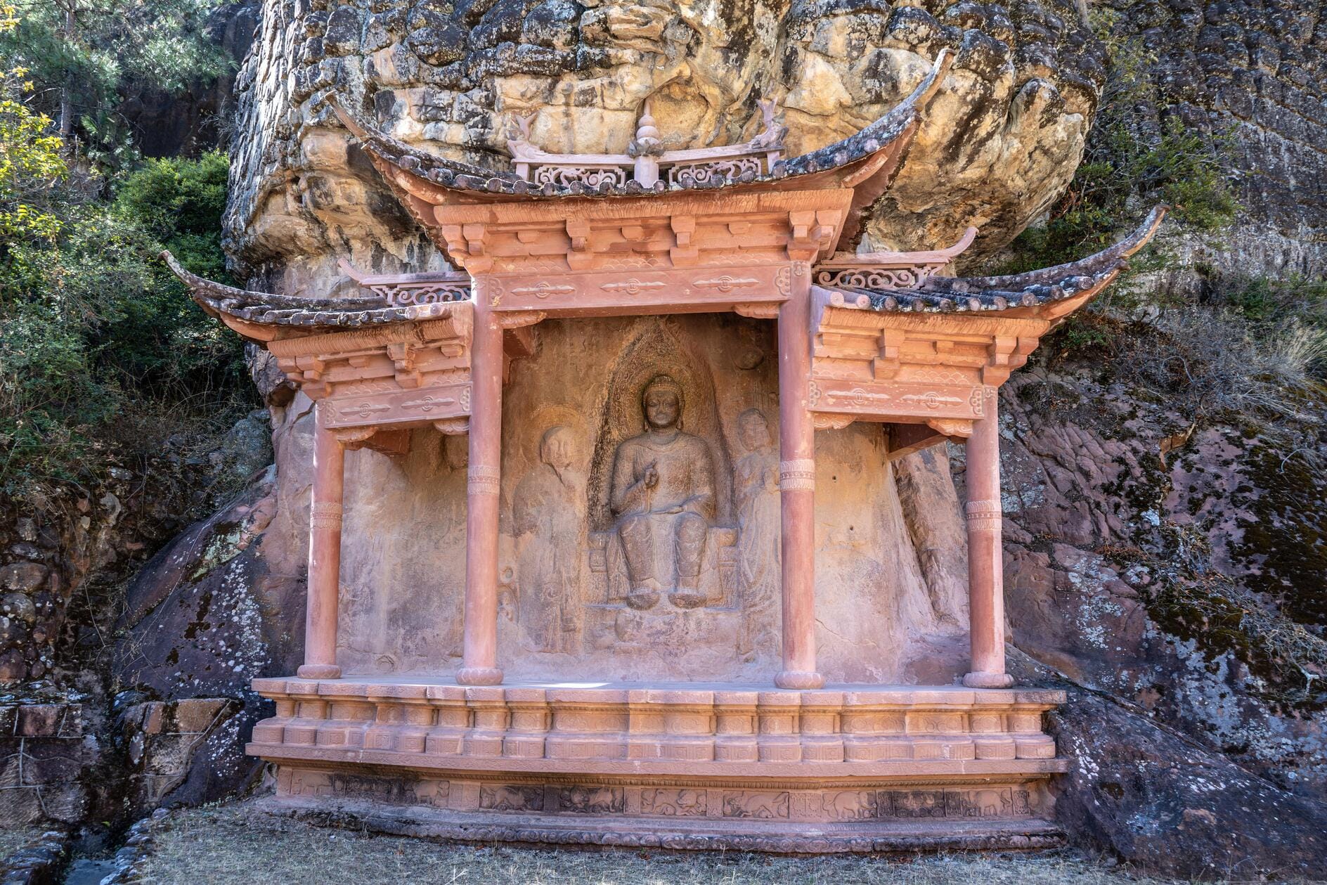 Shizhongshan Grottoes At Shibaoshan: All In One Guide 25 Shizhongshan Grottoes - No.14