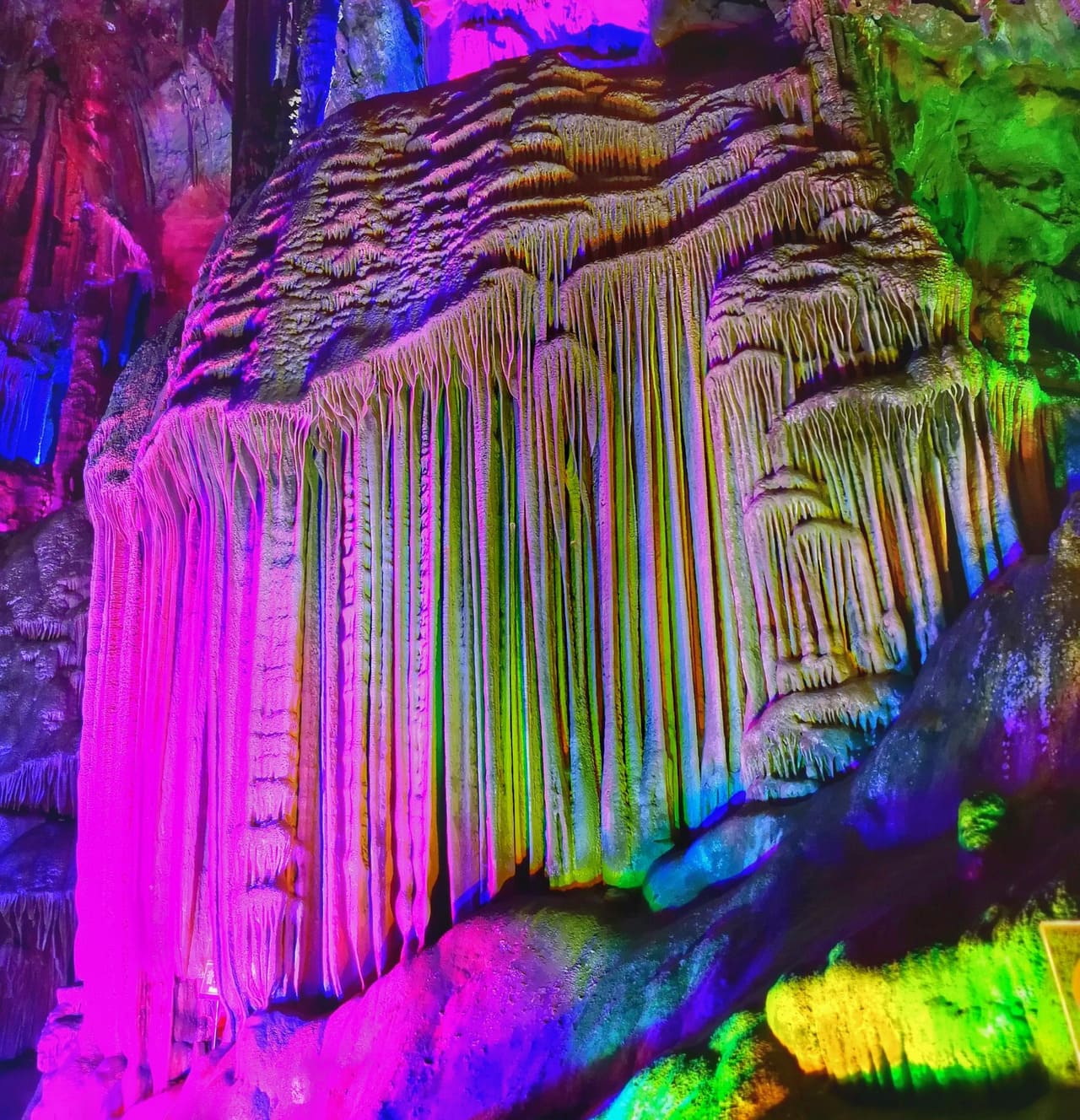 Silver Cave - Music Stone Screen