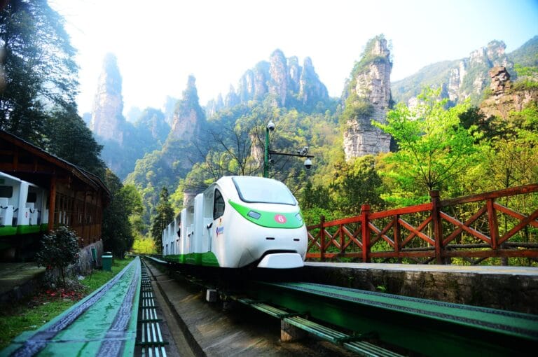 Ten-Mile Gallery (Shili Hualang): The Ultimate Expert Guide 2 Ten-Mile Gallery