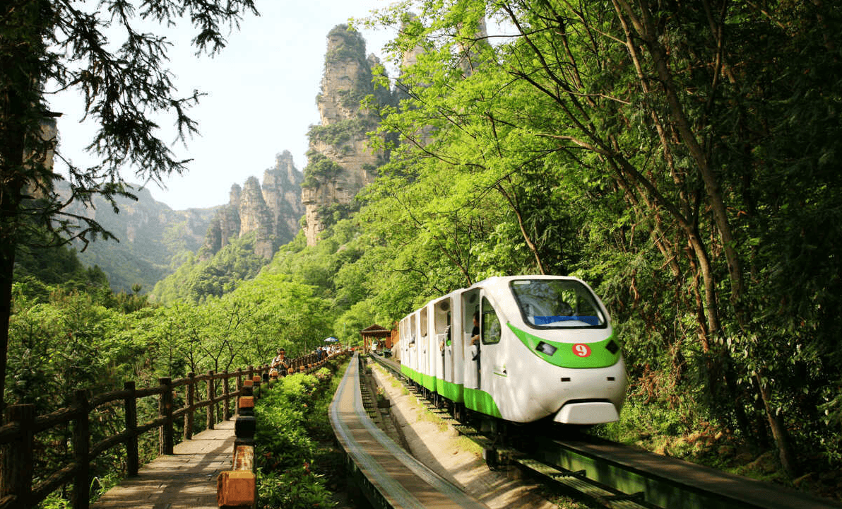 Wulingyuan: Ultimate Guide To China’s Floating Mountains 12 Wulingyuan: Ultimate Guide To China’s Floating Mountains