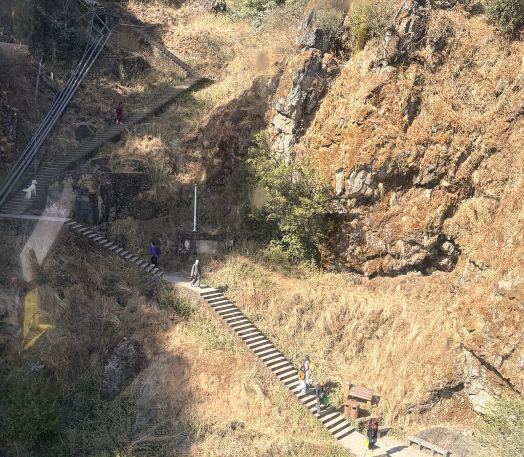 Jizu Mountain Travel Guide: Cable Car, Temples And Day Trips From Dali 7 The Stairs To Jinding Temple On Mount Jizu