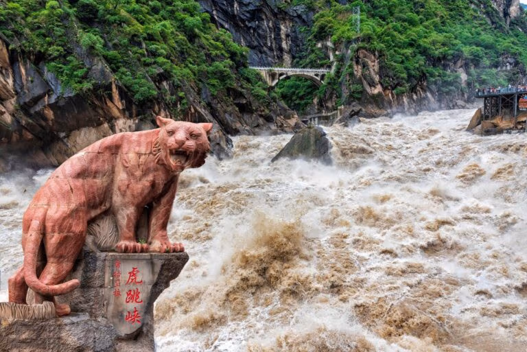 Tiger Leaping Gorge: The Ultimate Guide To China’S Most Spectacular Canyon Adventure