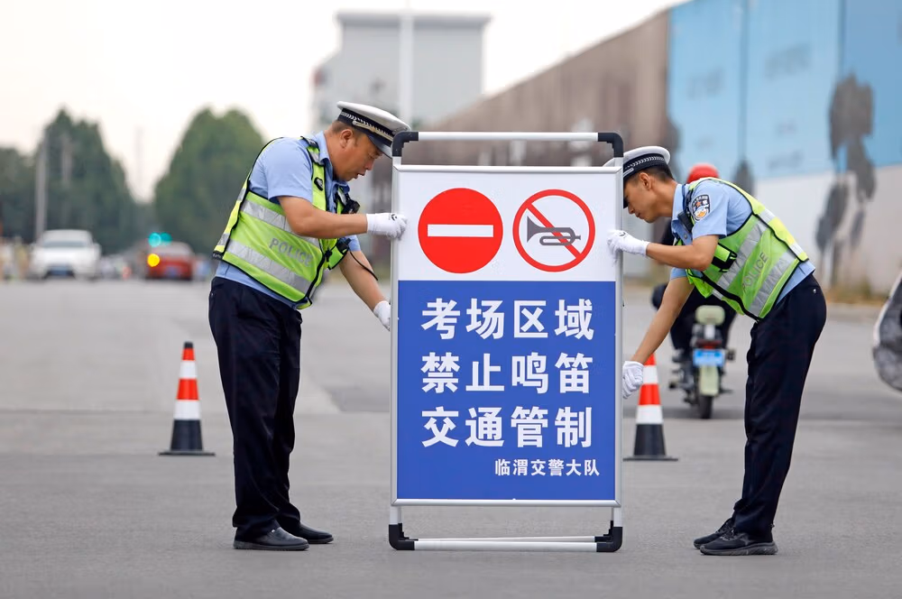 Traffic Control For The Gaokao