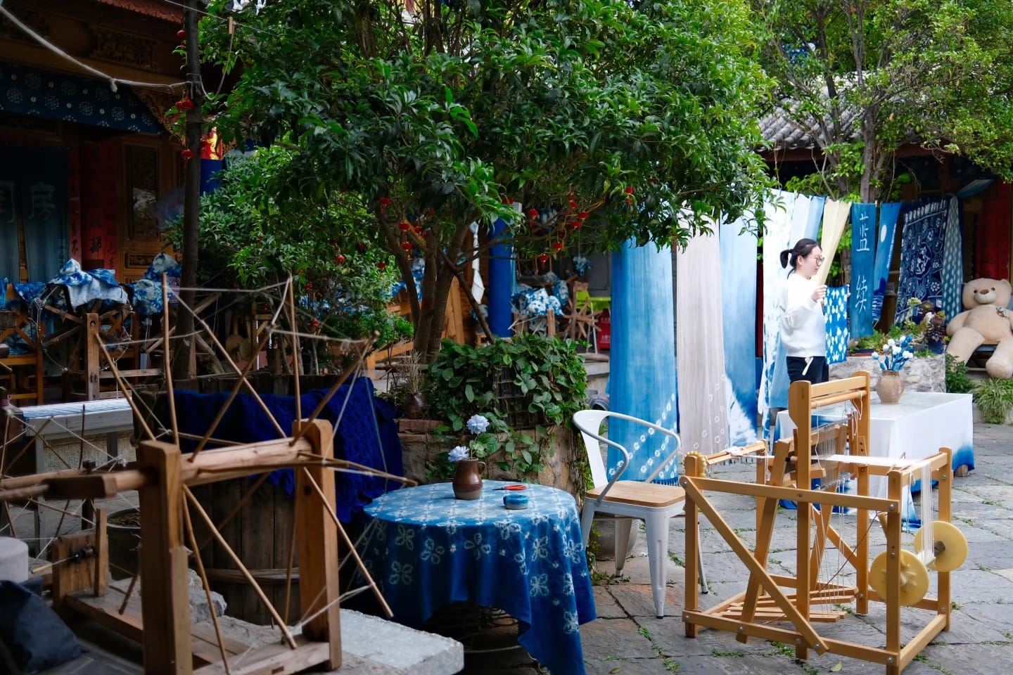 Zhoucheng Village, Dali: Tie-Dye Workshops, Village Life &Amp; Day Route 4 Zhoucheng Dali Blue