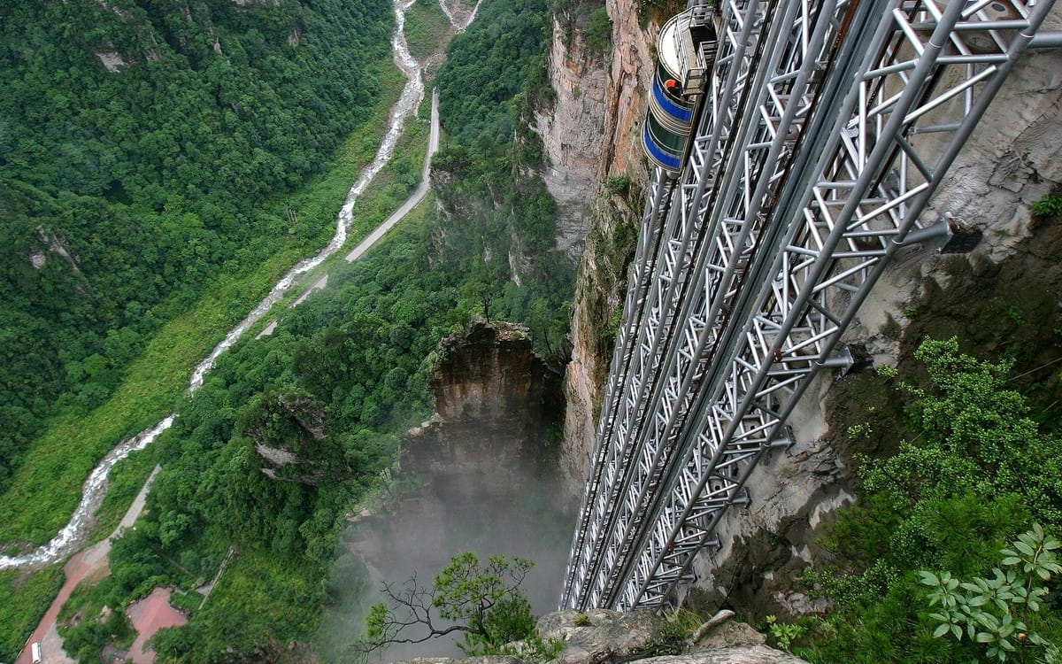 Bailong Elevator Of Zhangjiajie: Ascending The Heavens – The Expert'S Guide