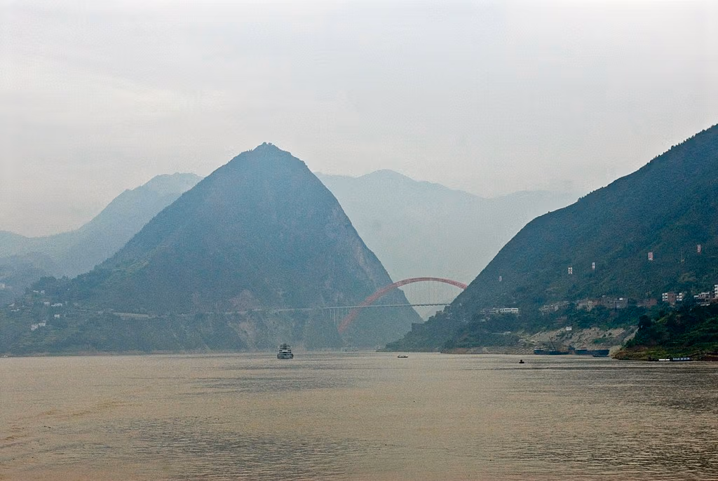 Exploring The Three Gorges: A Journey Through China’s Majestic Heart 11 Exploring The Three Gorges: A Journey Through China’s Majestic Heart