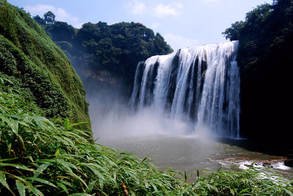 Top 9 Waterfalls In China: Your Ultimate Travel Guide 2 Top 9 Waterfalls In China: Your Ultimate Travel Guide