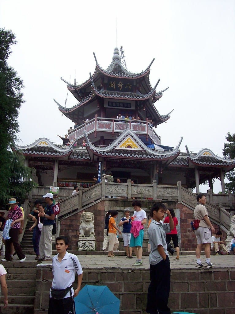 Huangshizhai In Zhangjiajie: Complete Guide To Yellow Stone Village