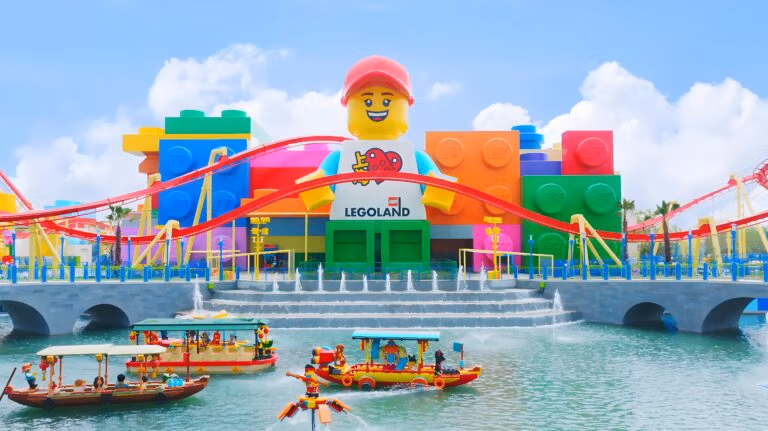 Legoland China: Your Ultimate Family Adventure Guide To The World'S Largest Lego Theme Park 2 Legoland China