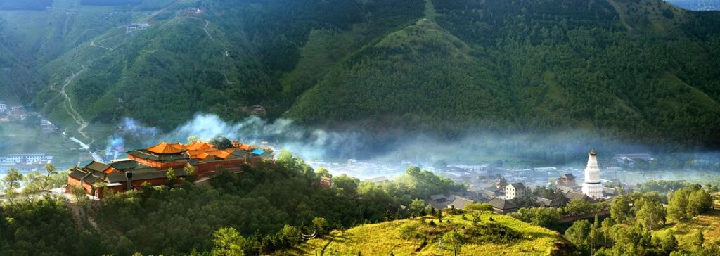 Top 10 Mountains In China: Majestic Peaks You Must Explore 12 Top 10 Mountains In China: Majestic Peaks You Must Explore